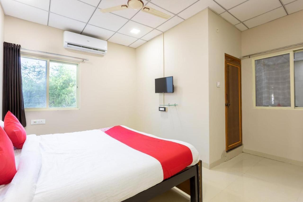 Hotel Jagtara Residency Indaur Exteriér fotografie