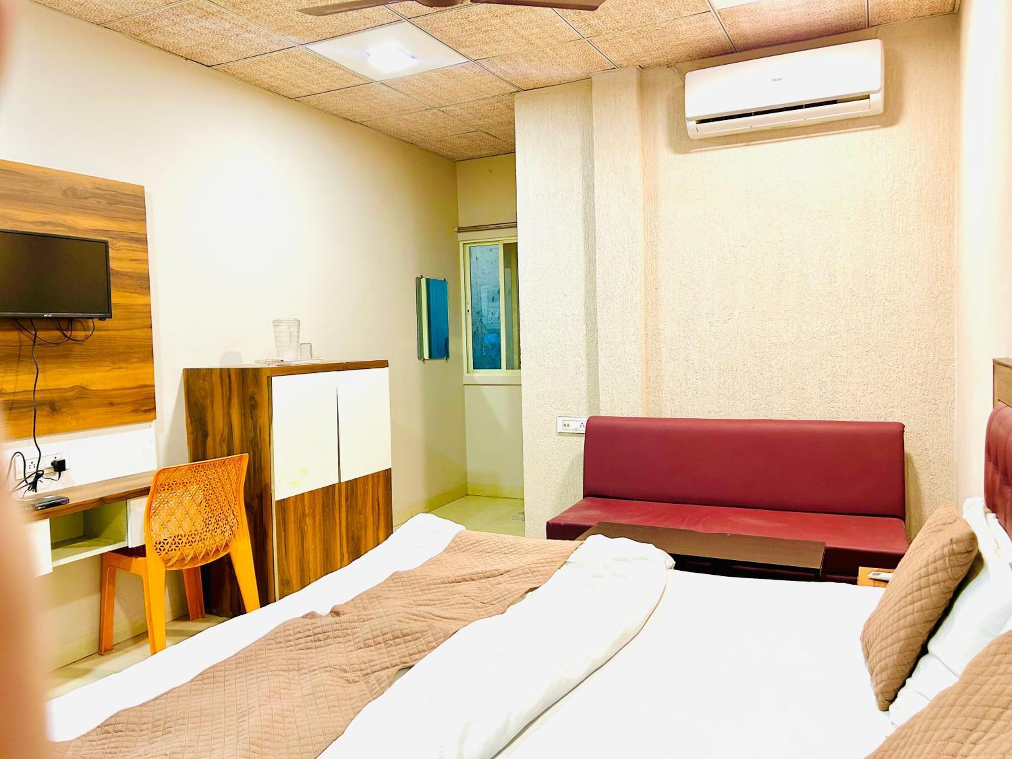 Hotel Jagtara Residency Indaur Exteriér fotografie